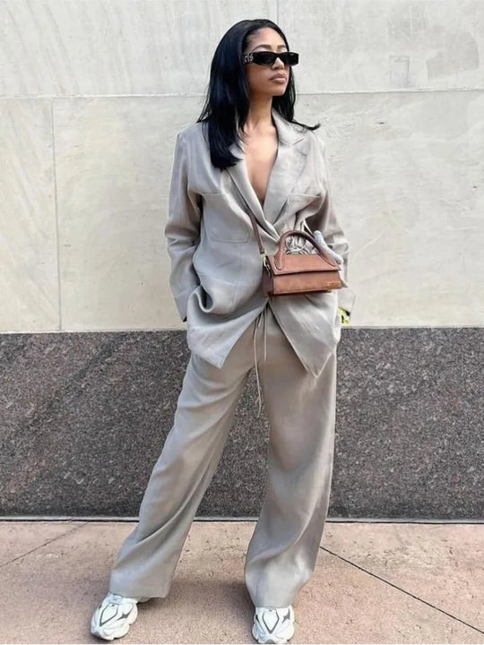 Mila | Dwuczęściowy komplet damski | Relaxed fit | Oversize marynarka | Szerokie spodnie | Elegancki