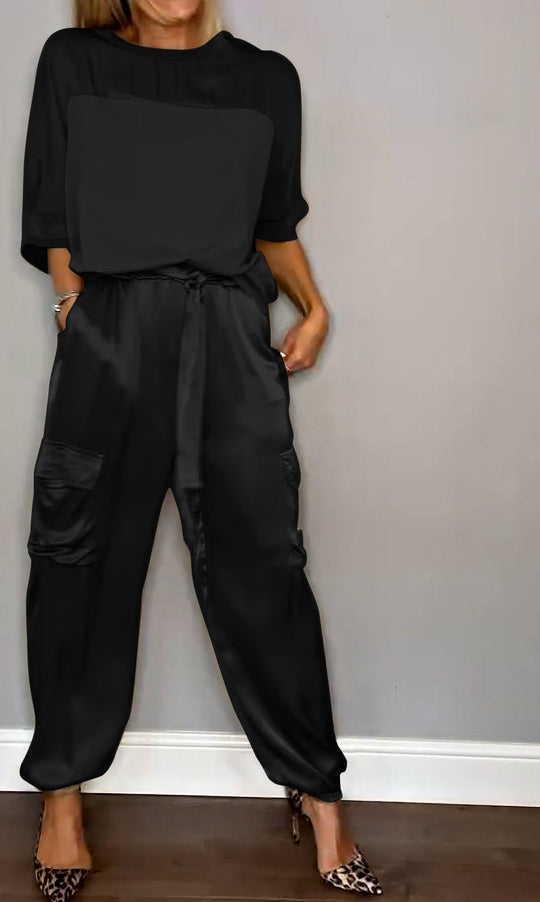 Belle | Satynowy Zestaw Damski z Topem V i Spodniami | Elegancki, Błyszczący Look