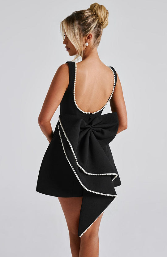 Amandine | Damska elegancka mini sukienka wizytowa | Strukturalny dopasowany fason | Sukienka na wesele i przyjęcia
