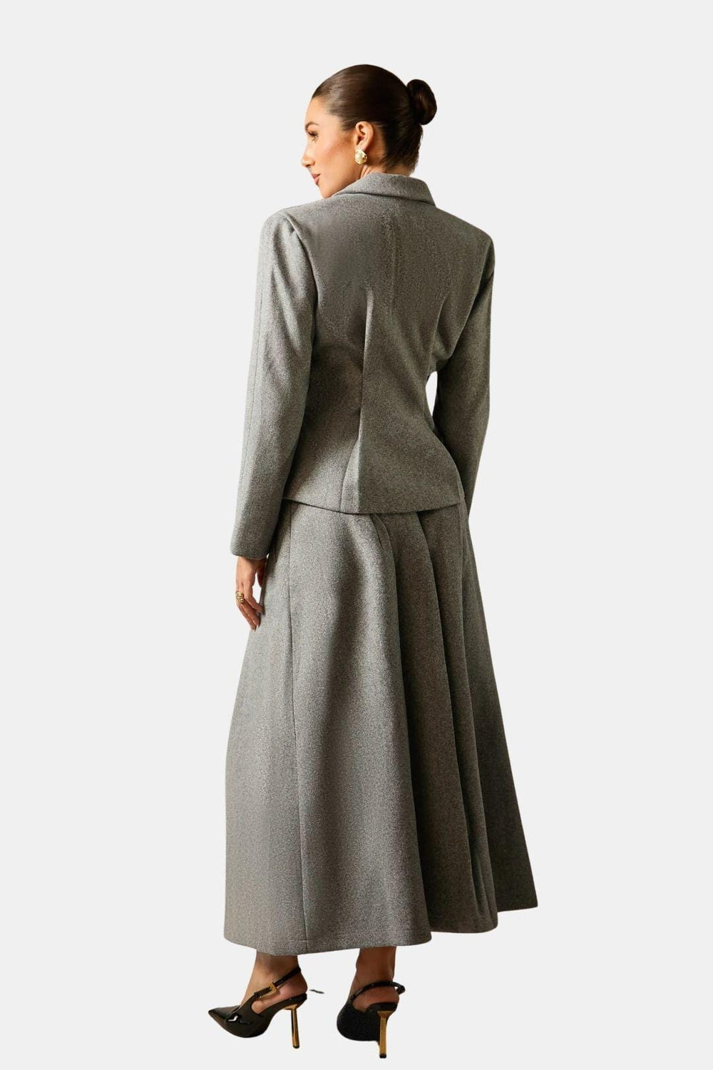 Audrey – Szary Żakiet i Spódnica Midi z Faldami | Elegancja i Styl