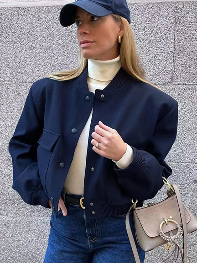 Krótkia Kurtka Varsity Damska | Guziki i Żebrowany Kołnierz | Sportowy i Modny Styl | Casual