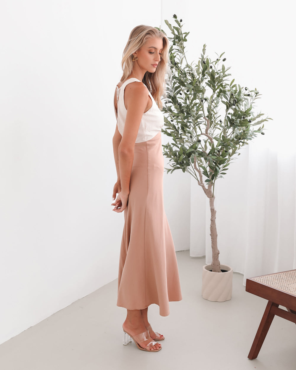 Kobieta | Sukienka Midaxi | Dekolt V | Odcinana Talia | Elegancki Fason