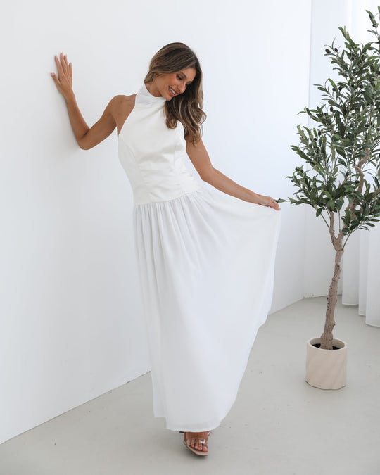 Kobieta | Sukienka Maxi | Dekolt na Szyję | Zwiewna Spódnica | Elegancki Krój