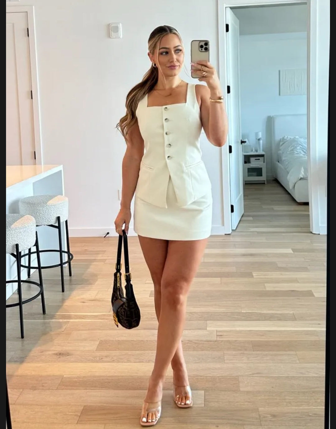Tiana | Elegancki Zestaw | Bezrękawnik | Krótka Spódnica | Modny | Dopasowany