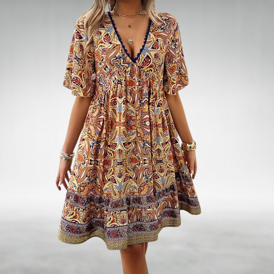 Ines | Damska sukienka mini boho z dekoltem V | Kwiatowy wzór paisley | Rozkloszowane rękawy | Letnia sukienka