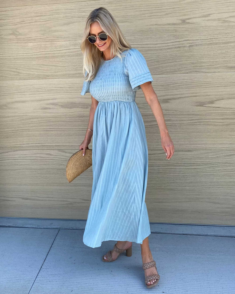 Kobieta | Sukienka Midi | Luźny Krój | Okrągły Dekolt | Krótkie Rękawy | Przyjazna Ciężarnym