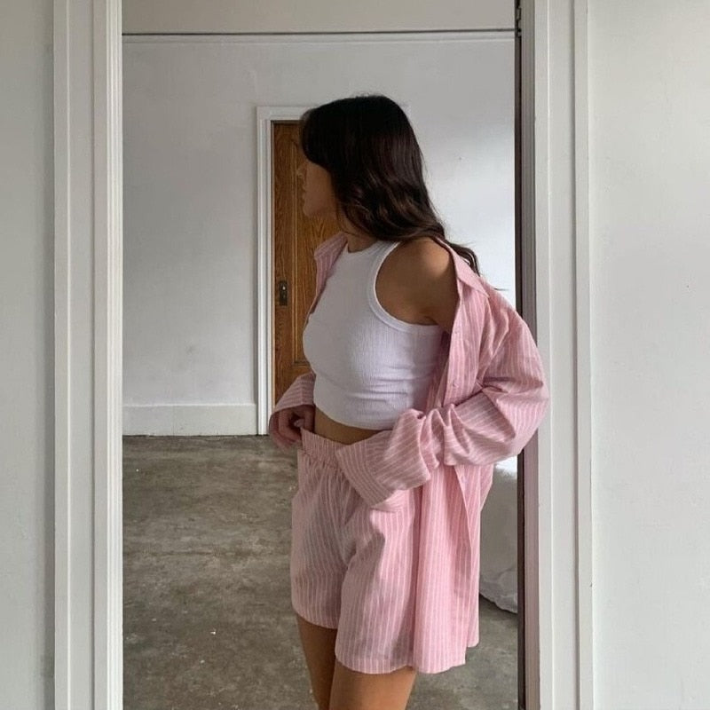 Roxana | Komplet Dwu-częściowy | Paski | Loungewear | Top z Guzikami | Szorty | Damski