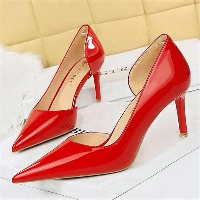 SoleChic | Eleganckie szpilki damskie - Wygodne i stylowe obcasy