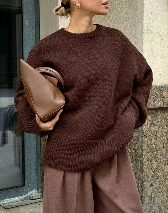 Sweter damski | oversize, dekolt