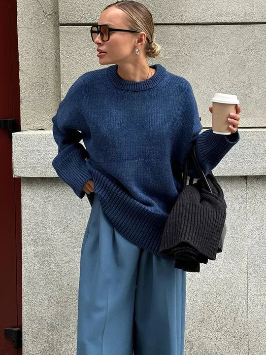 Sweter damski | oversize, dekolt