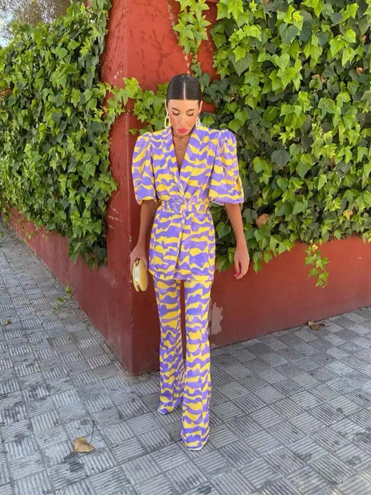 Elegancki Zestaw Damski z Printem | Żakiet z Bufkami i Szerokie Spodnie | Look Premium