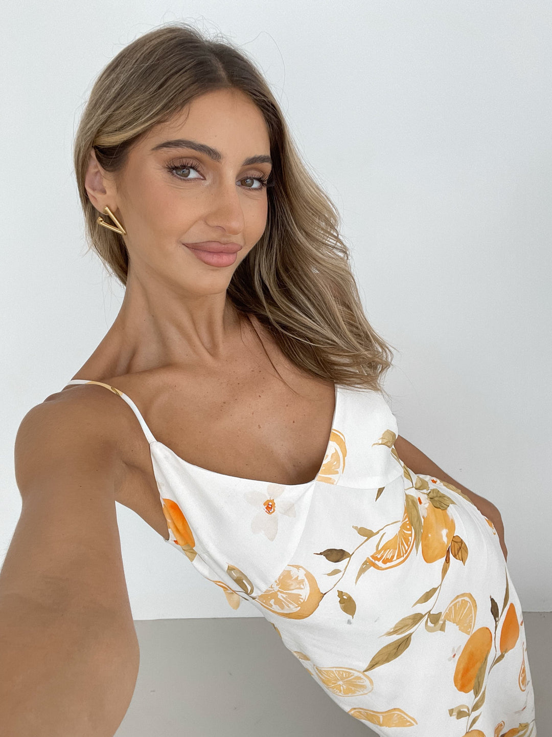 Kobieta | Sukienka Maxi | Fit and Flare | Dekolt V | Cienkie Ramiączka | Print