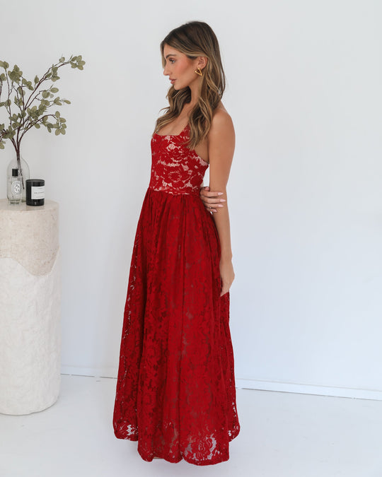 Kobieta | Sukienka Maxi | Halterowy Dekolt | Zwiewna Spódnica | Elegancki Krój