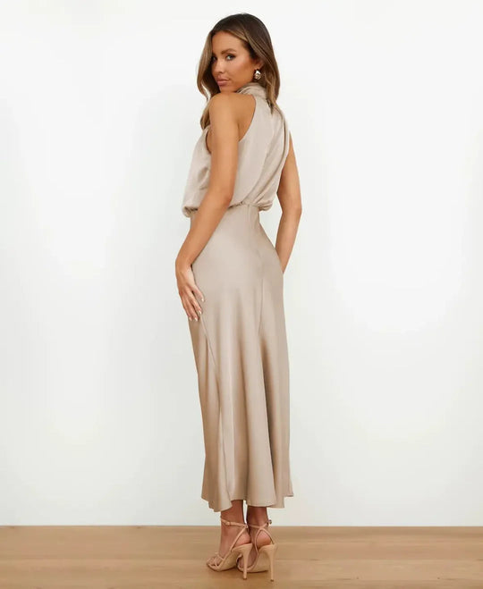 Sophie | Elegancka Satynowa Sukienka Midi Halter | Dopasowany Fason | Formalna Sukienka na Wesele, Galę i Wieczorne Wyjścia