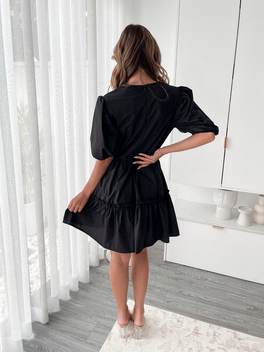 Kobieta | Sukienka Mini | Baby Doll | Dekolt V | Balonowe Rękawy | Drop Waist