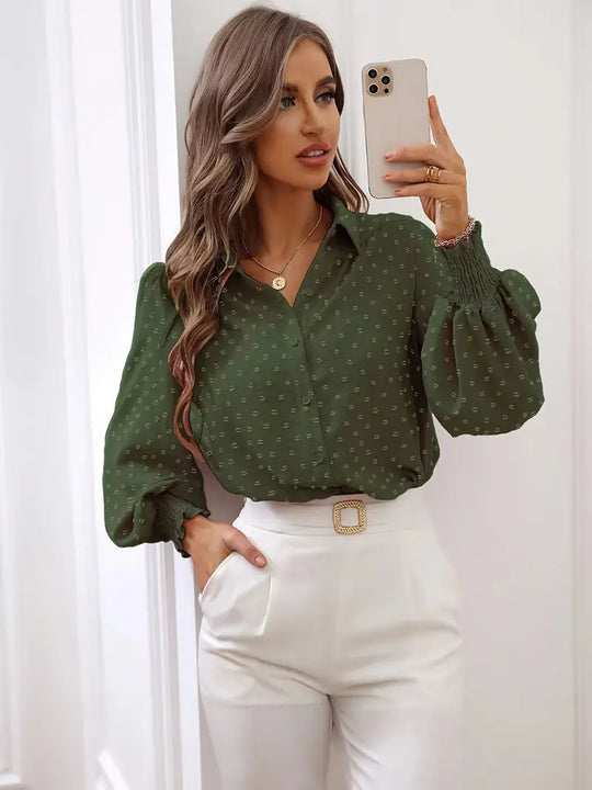 Damska Bluzka w Szwajcarskie Kropki z Plisami | Elegancki Fason z Długim Rękawem | Latarnia Sleeve | Do Pracy i Na Co Dzień
