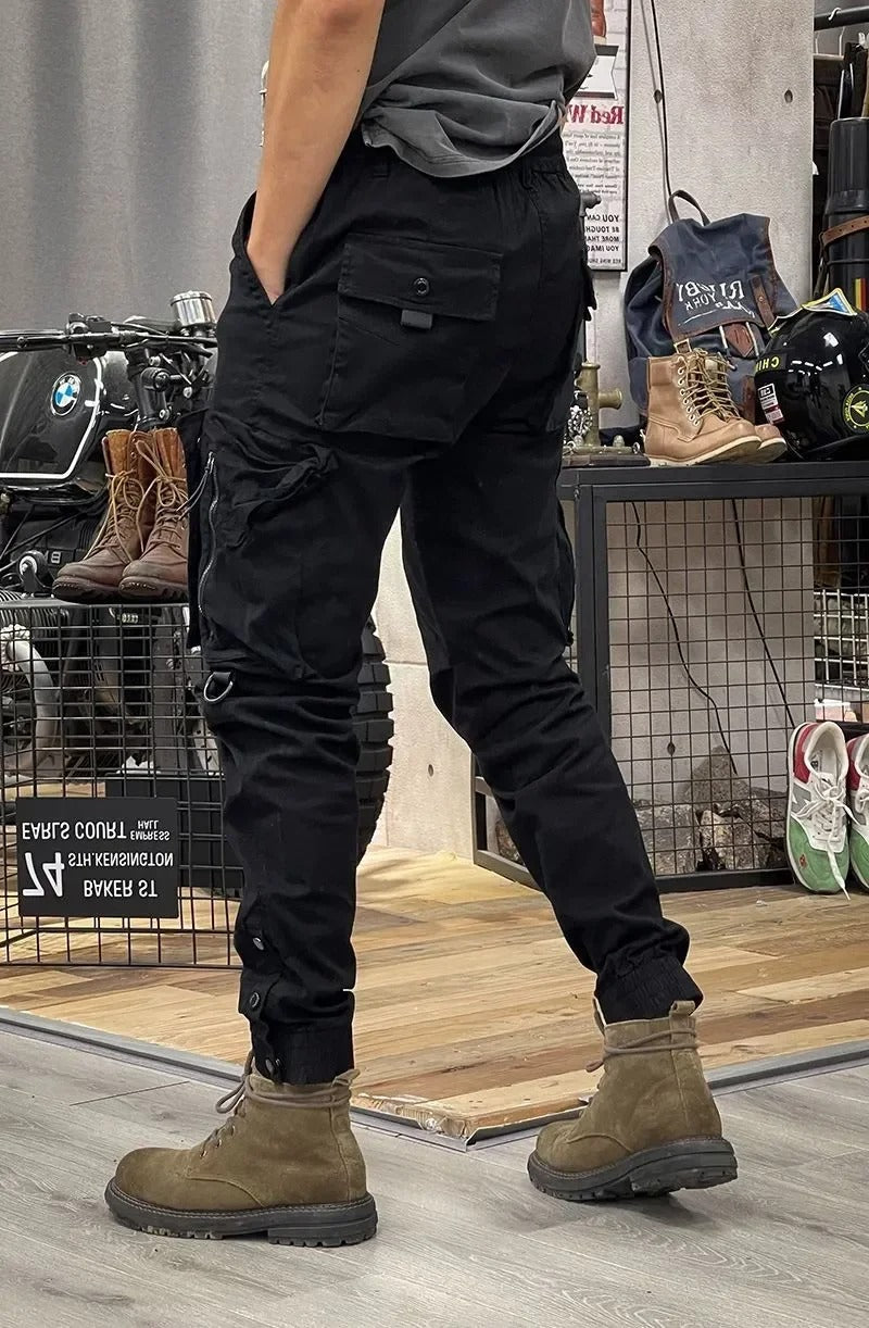 Męskie Spodnie Cargo z Elastycznym Pasem | Wiele Kieszeni | Zwężany Krój Comfort Fit | Casual i Outdoor