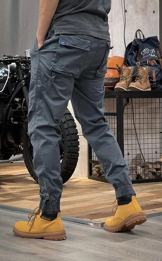 Męskie Spodnie Cargo z Elastycznym Pasem | Wiele Kieszeni | Zwężany Krój Comfort Fit | Casual i Outdoor