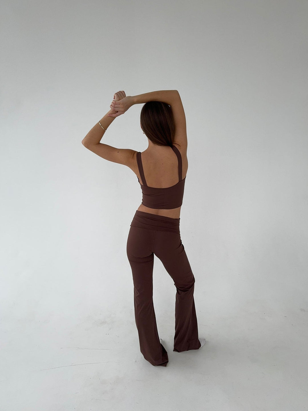 Kobieta | Zestaw Athleisure | Abigael | Flared Legging | Crop Top | High-Waist | All-Season