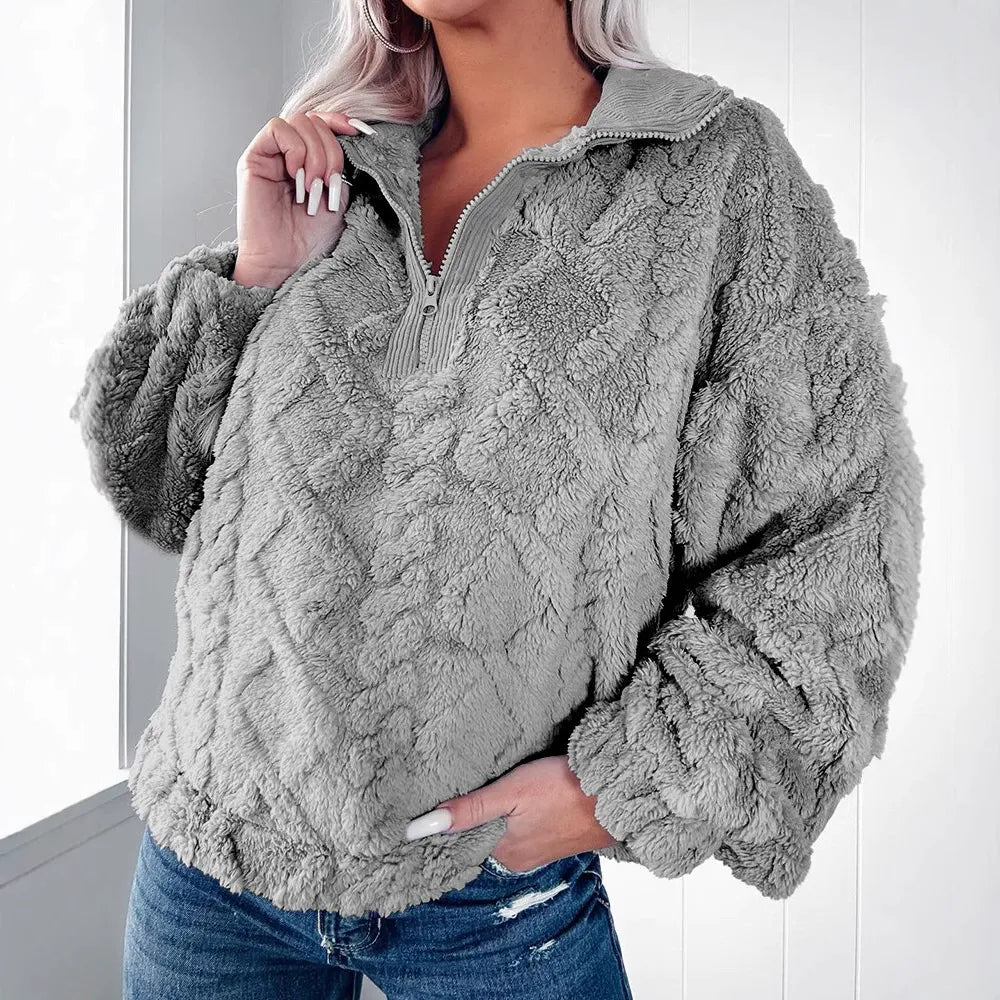 Damski Sweter – Luźny Krój – Sztuczne Futro – Pikowany Wzór – Zamek na Pół