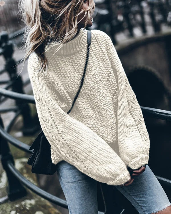 Damski Sweter – Oversized Krój – Golf – Gruby Splot z Oczkową Strukturą