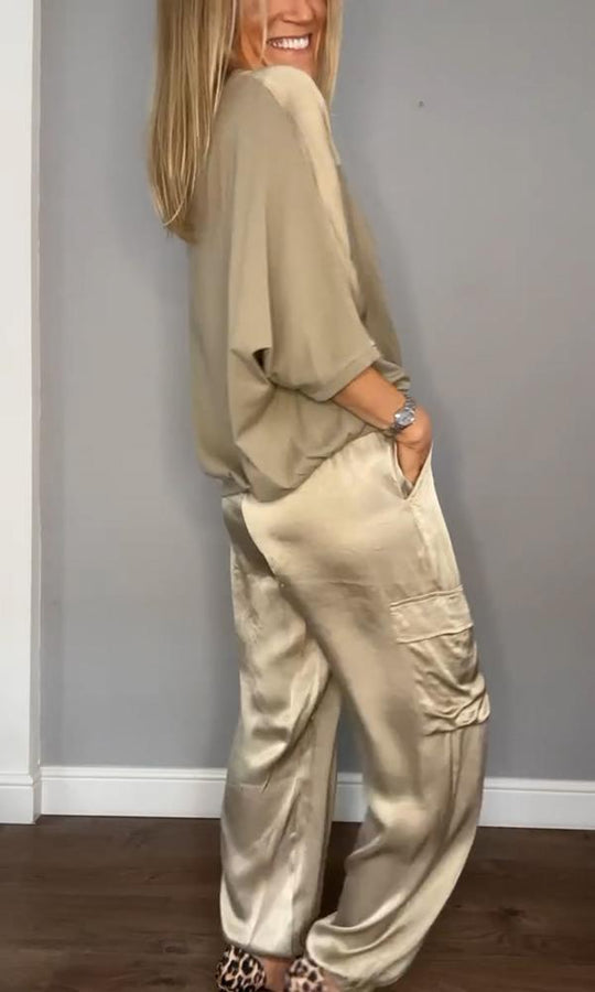 Belle | Satynowy Zestaw Damski z Topem V i Spodniami | Elegancki, Błyszczący Look