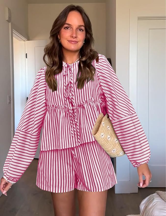 Selena | Letni Dwuczęściowy Zestaw w Paski | Bluzka z Krótkim Rękawem i Szorty