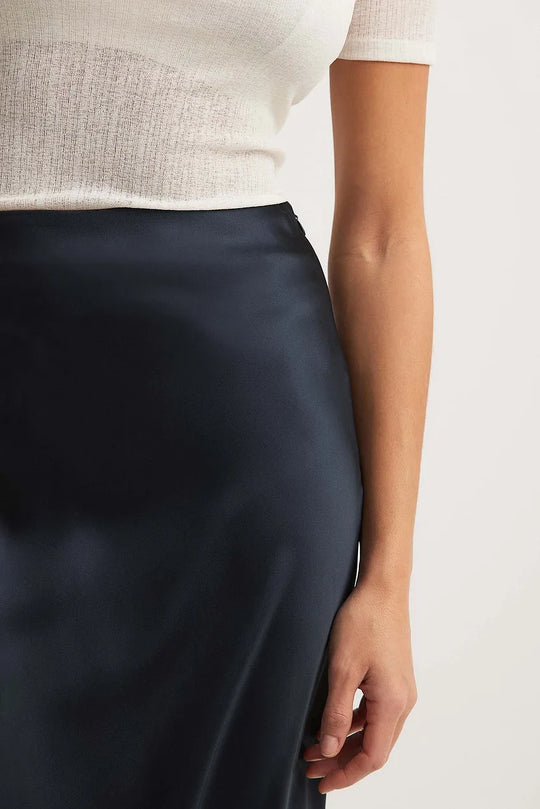 Damska Spódnica Midi z Wysokim Stanem | Elegancki Płynny Krój | Uniwersalna na Co Dzień i Specjalne Okazje